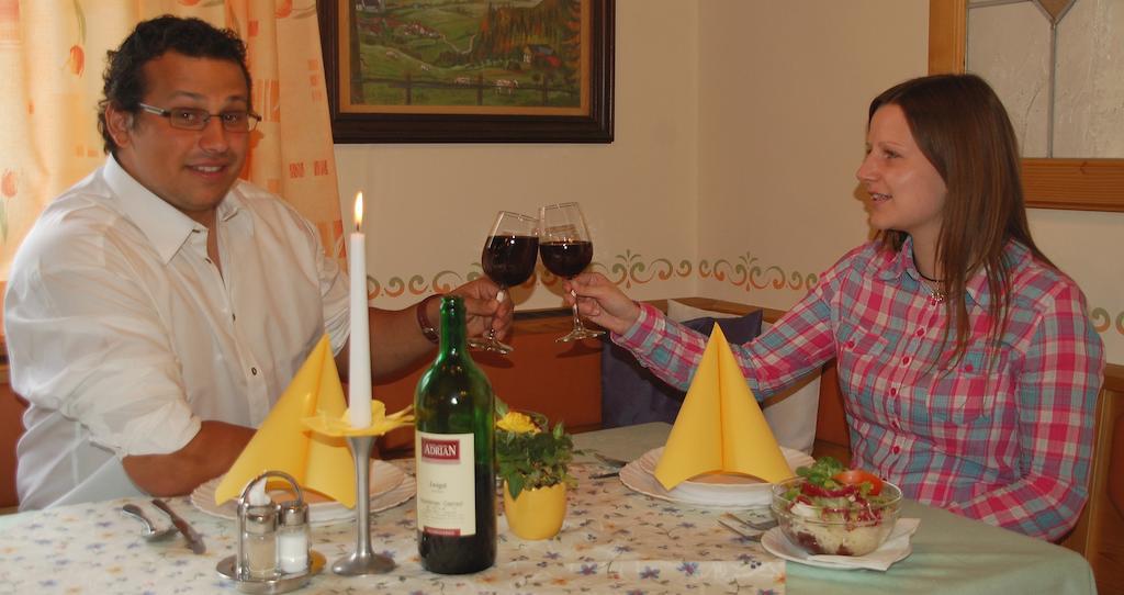 Gasthof Trattner Pension Waldhof Sankt Peter am Kammersberg Zewnętrze zdjęcie